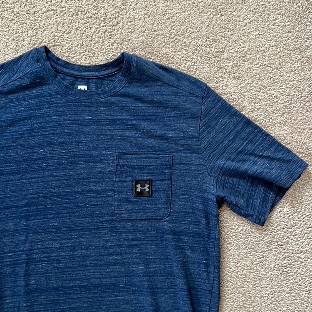 Men’s Under Armour tshirt